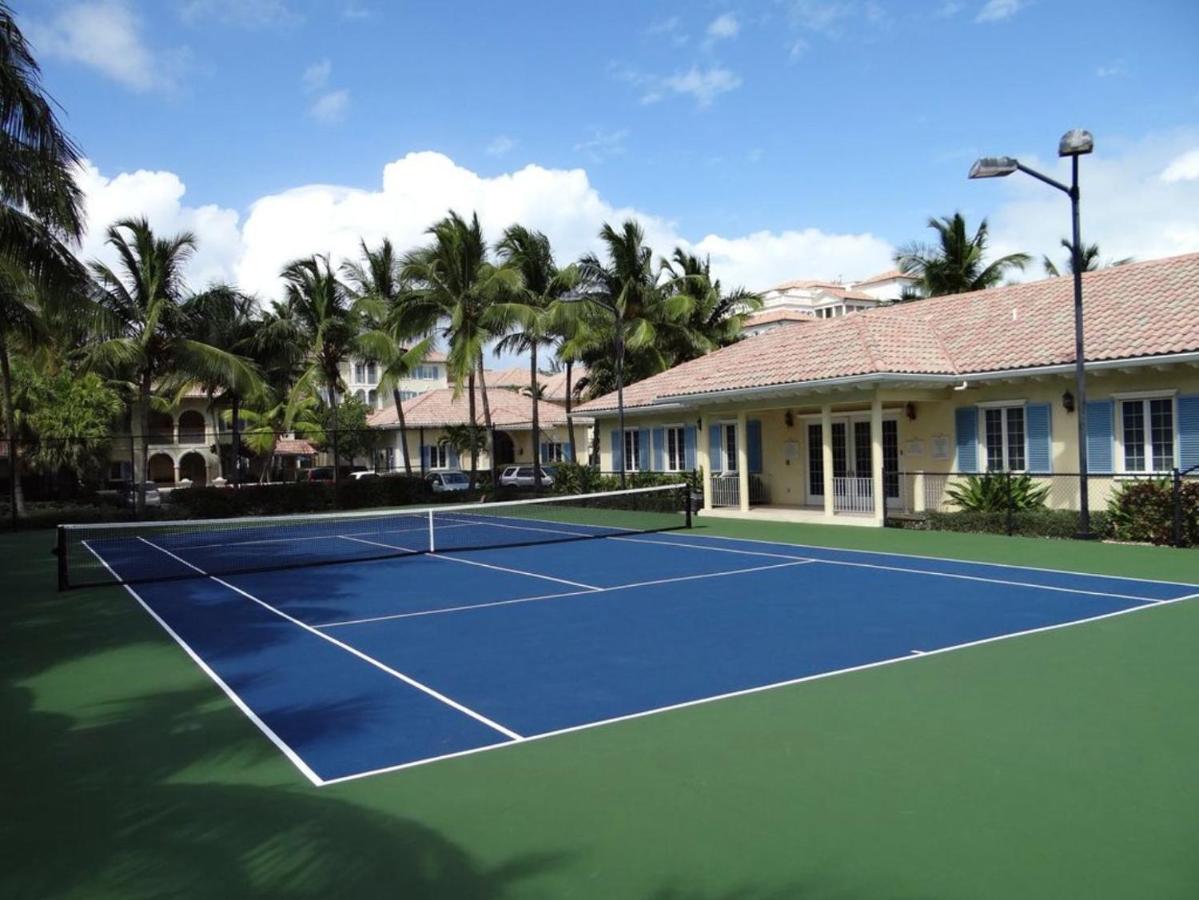Villa Renaissance Unit 205 Grace Bay Beach Eksteriør billede