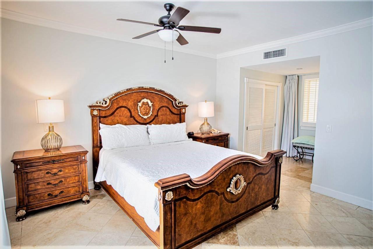 Villa Renaissance Unit 205 Grace Bay Beach Eksteriør billede