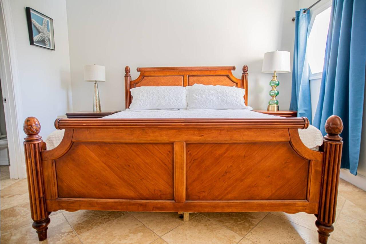 Villa Renaissance Unit 205 Grace Bay Beach Eksteriør billede